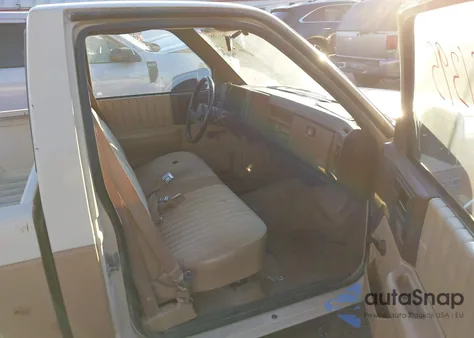 1986 Chevrolet S Truck S10 из США, поврежденный, VIN 1GCCS14R2G2104591